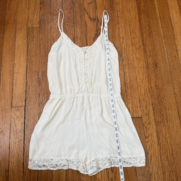 Cream Lace Romper with Lace Trim - Size S/M - Picture 5 of 7